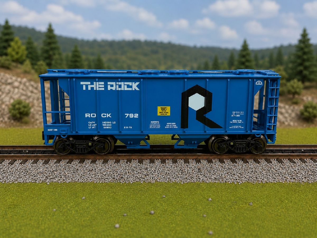 Ready Made Trains 86340 O Gauge The Rock 2 Bay Covered Hopper
