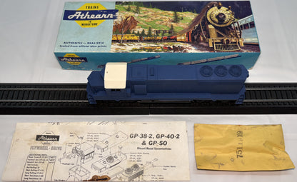Athearn 1348 HO Undecorated GP40-2 Locomotive Without Dynamic Brake