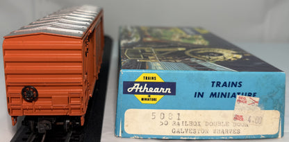 Athearn 5081 HO 50” Railbox Double Door Galveston Wharves