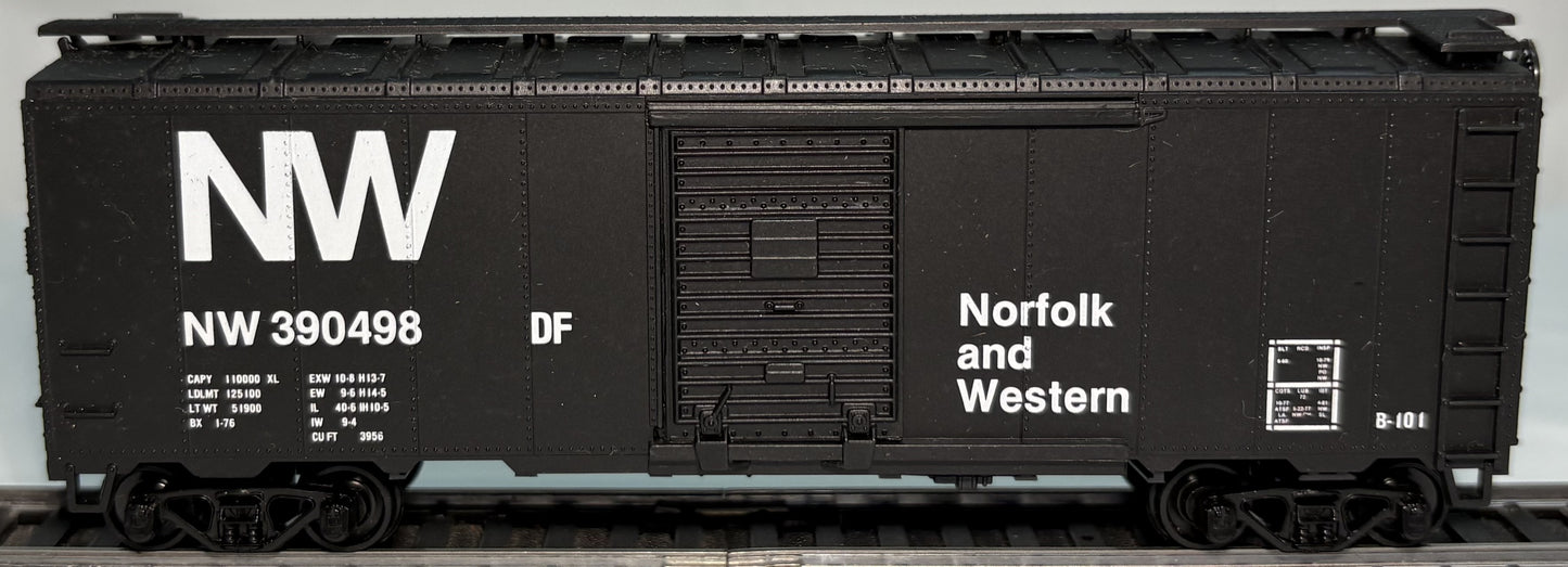 Athearn Rail Runner 103 HO Norfolk & Western 40 ' Box Car #390498