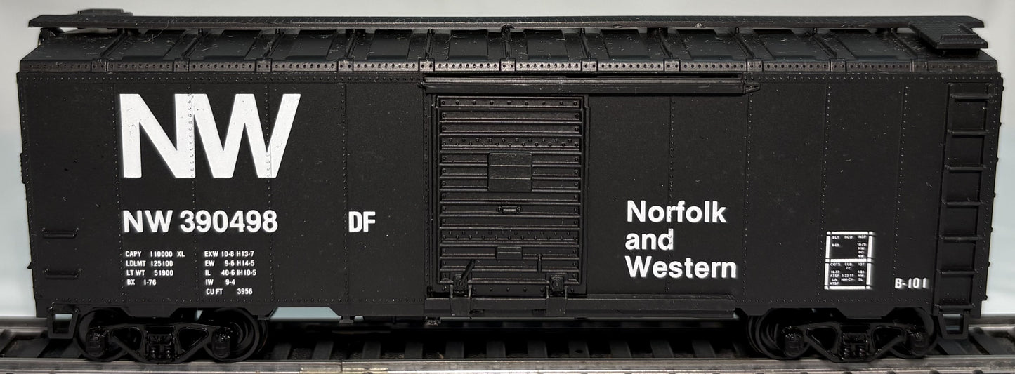 Athearn Rail Runner 103 HO Norfolk & Western 40 ' Box Car #390498