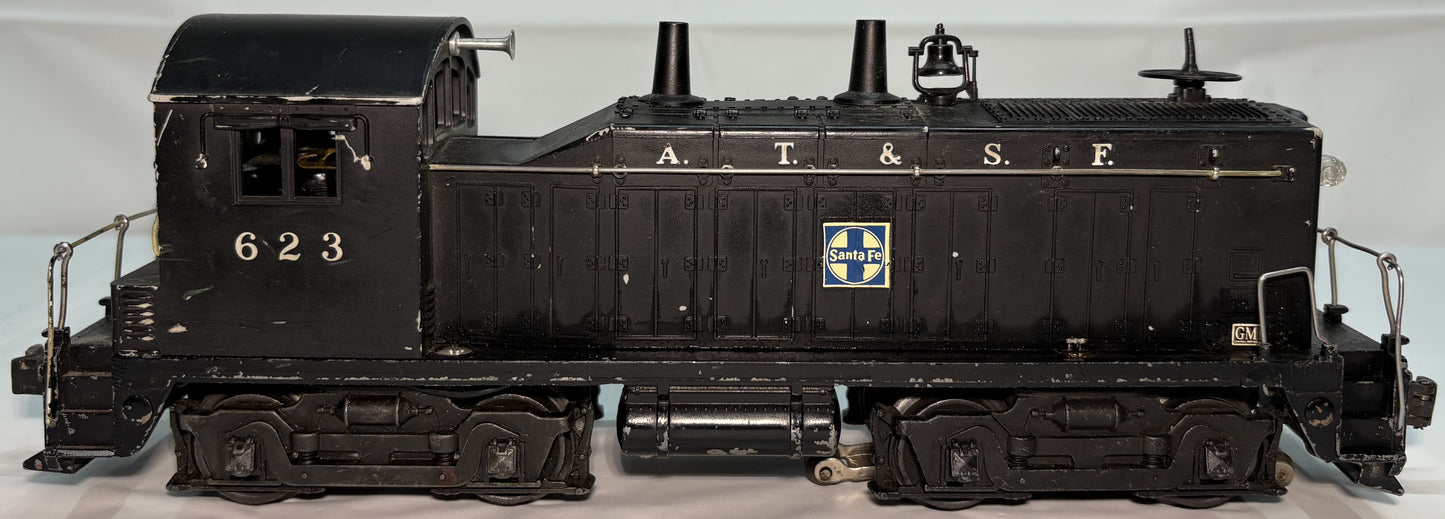 Lionel 623 O Gauge A.T. & S.F. NW2 Switcher