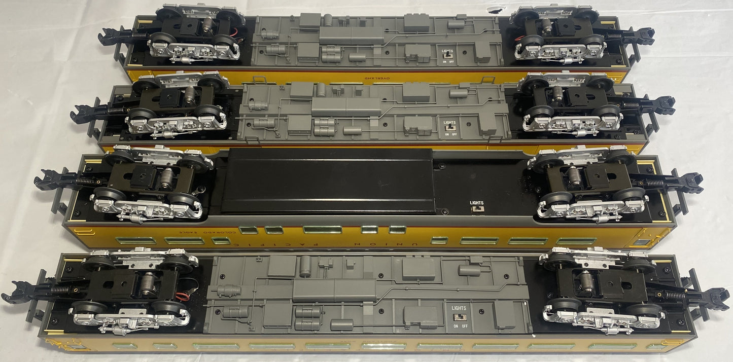 Lionel Modern 6-35415 Union Pacific 18" Aluminum Streamlined Passenger Car 4-Pack