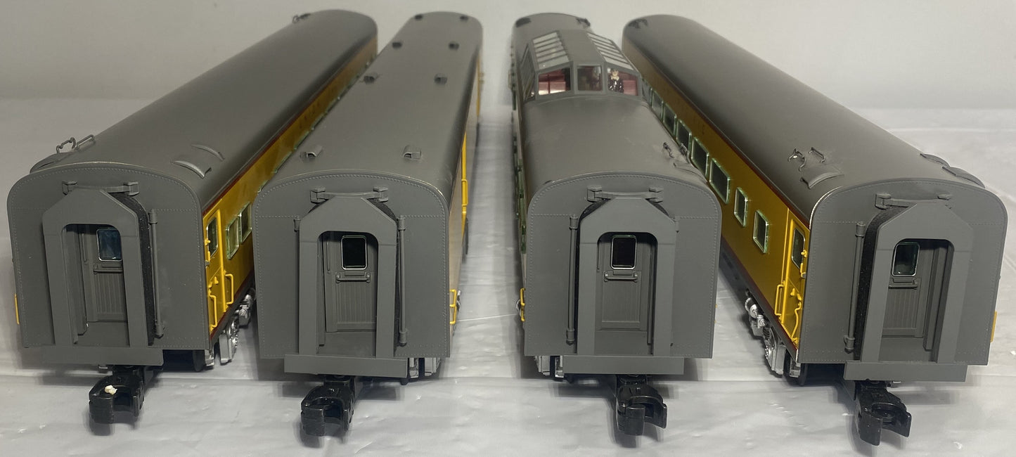 Lionel Modern 6-35415 Union Pacific 18" Aluminum Streamlined Passenger Car 4-Pack