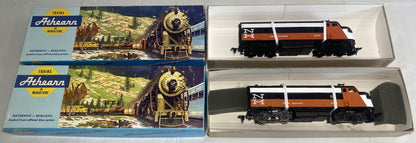 Athearn 3121 NH F7A Powered & 3021 NH F7A Dummy Diesel Locomotive