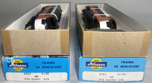 Athearn 3121 NH F7A Powered & 3021 NH F7A Dummy Diesel Locomotive