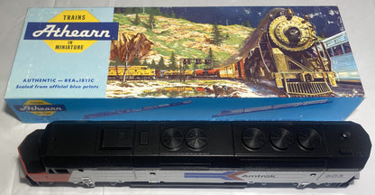Athearn 3033 F-7A Amtrak Dummy Diesel Locomotive