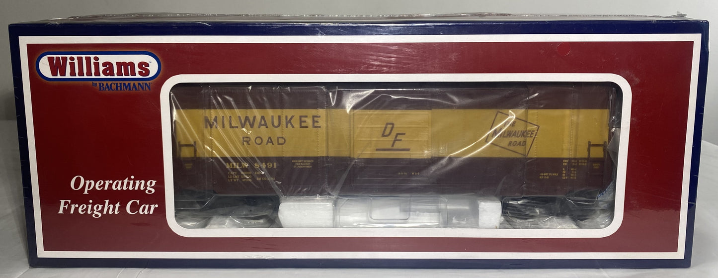 Williams 47978 Operating Box Car Milwaukee Road