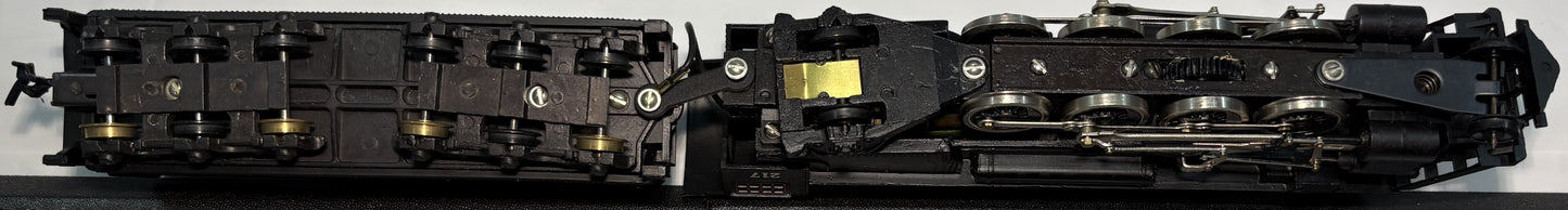 Mantua 332-20 2-8-2 Pennsylvania Mikado Steam Engine #217 w/Power Drive