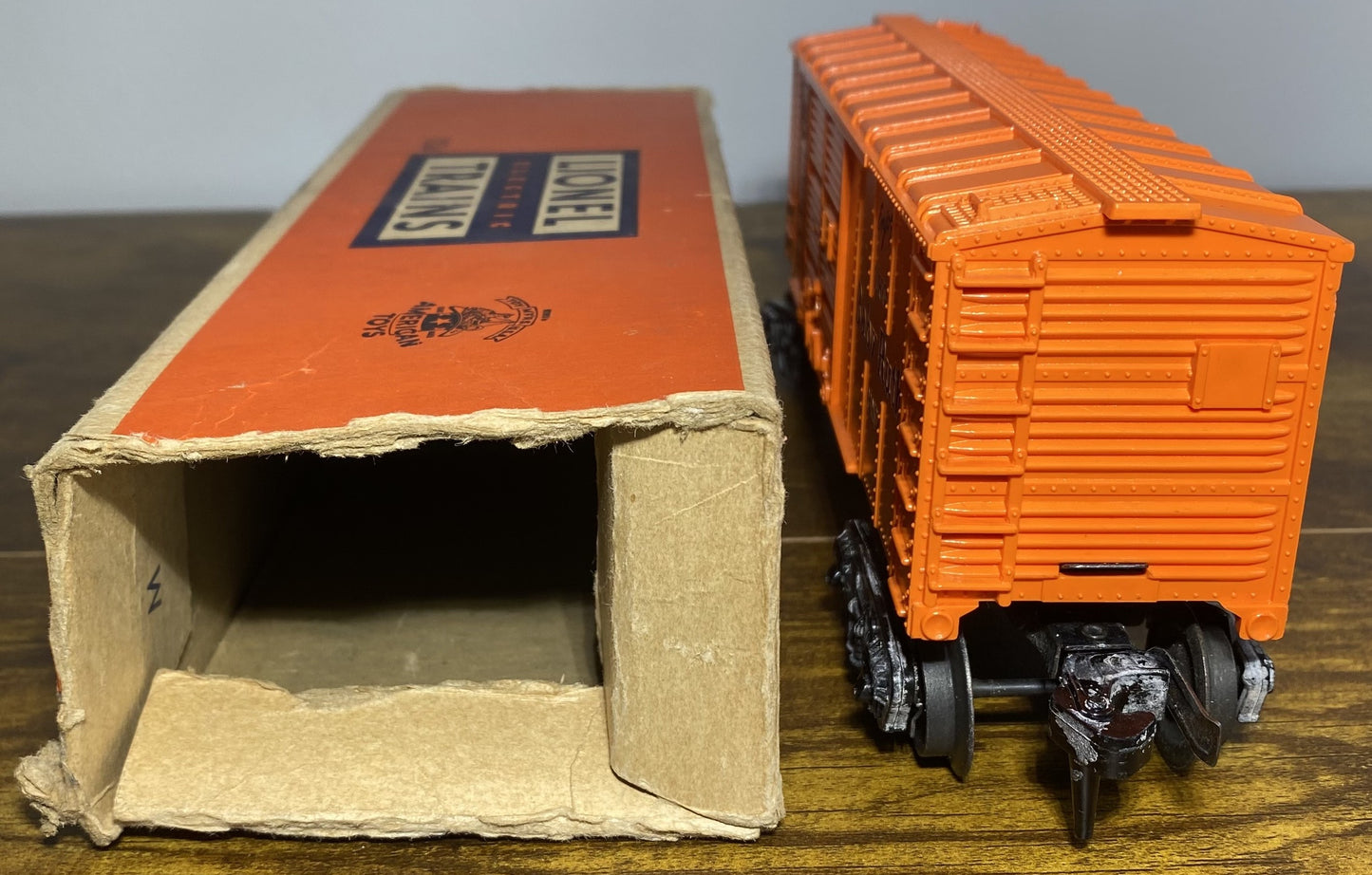 Lionel 1004 Post War Baby Ruth Box Car
