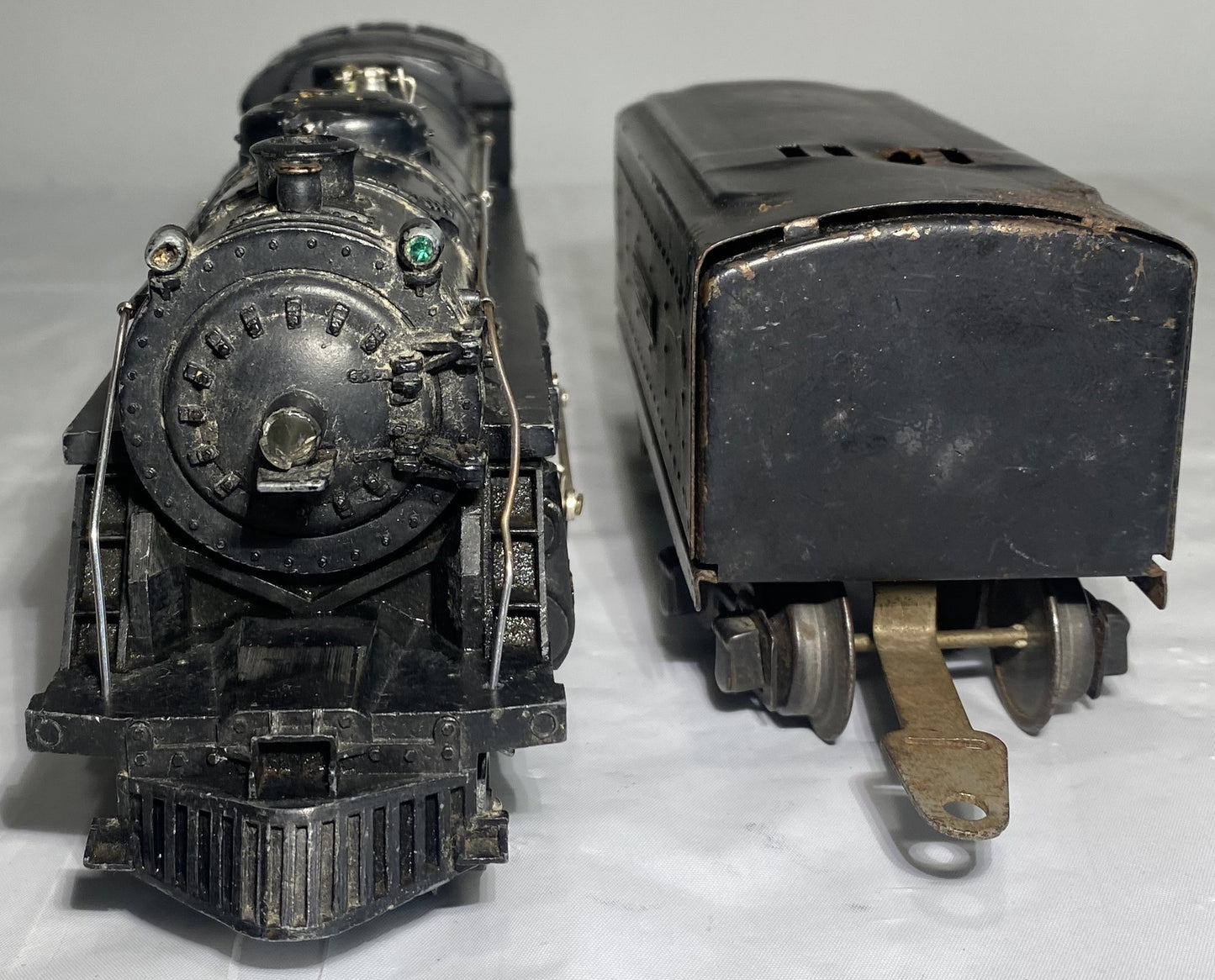 Lionel Pre War #229 Steam Locomotive  and Tender 2689W