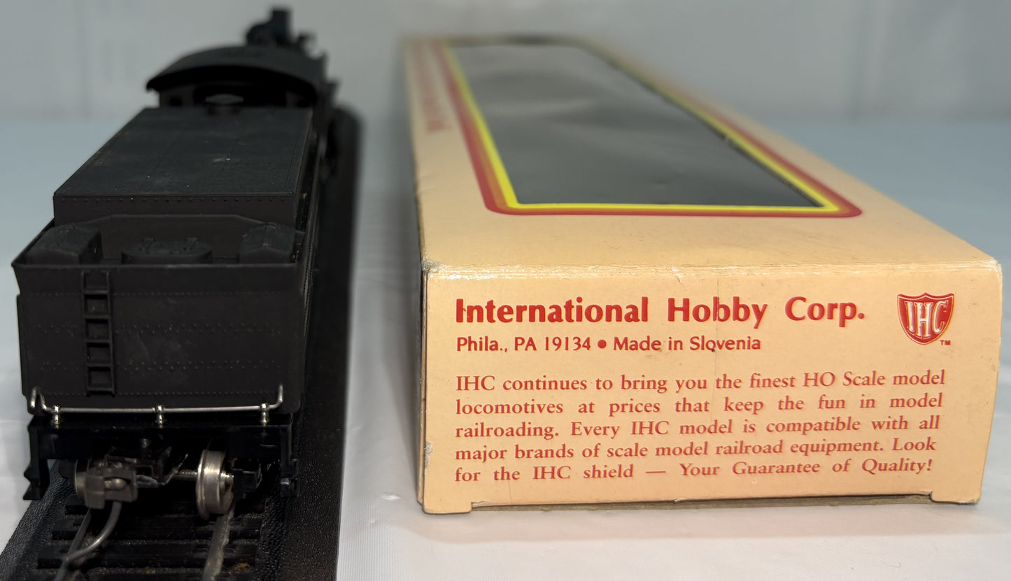 IHC M518 HO 2-6-0 New York Central Locomotive & Tender #1905