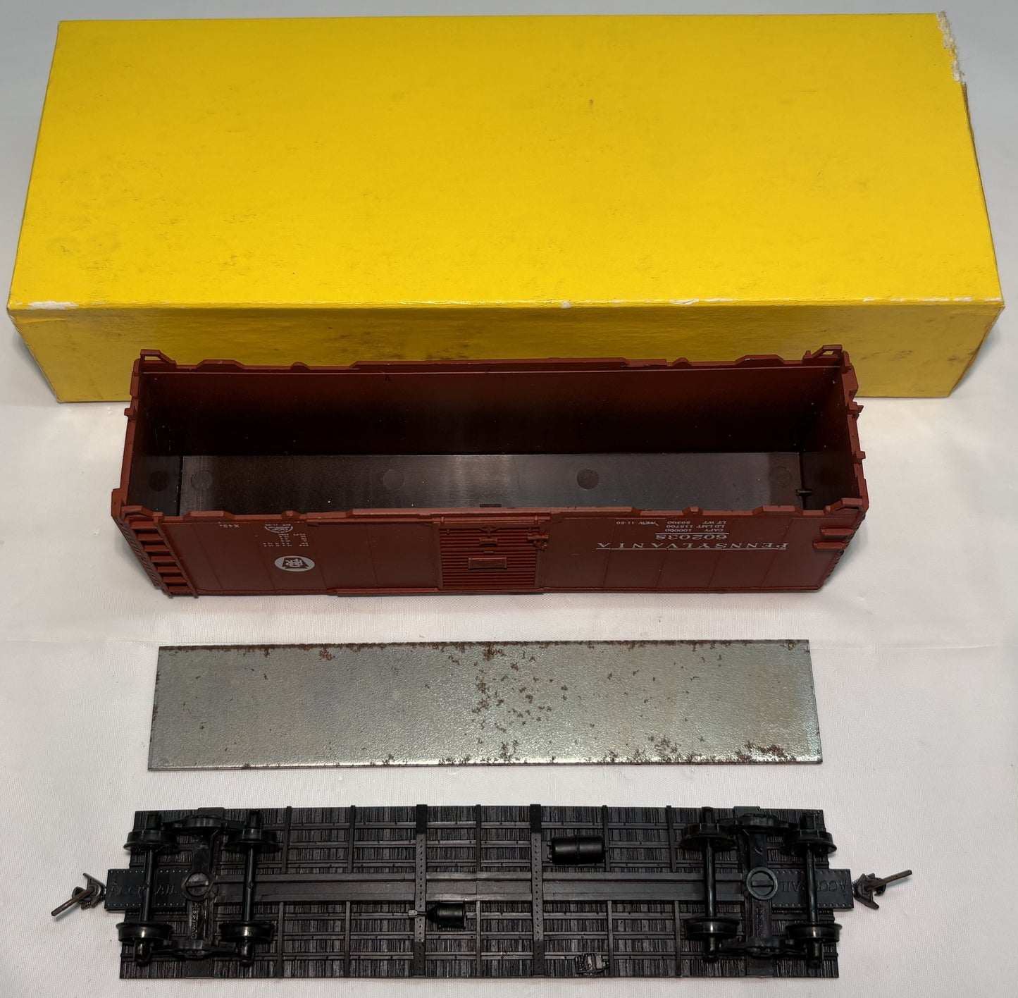 Accurail 3204 HO PRR Pennsylvania 40' AAR Steel Box Car #602038