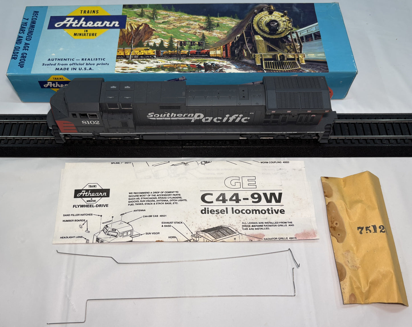 Athearn 4907 HO Scale Southern Pacific C44-9FW Power Diesel Engine #8102