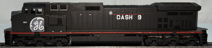 Athearn 4901 HO General Electric C44- 9W Power Locomotive #8601