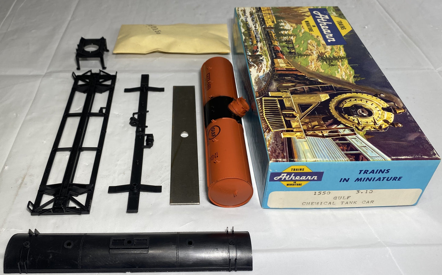 Athearn 1550 Gulf Chemical Tank Car