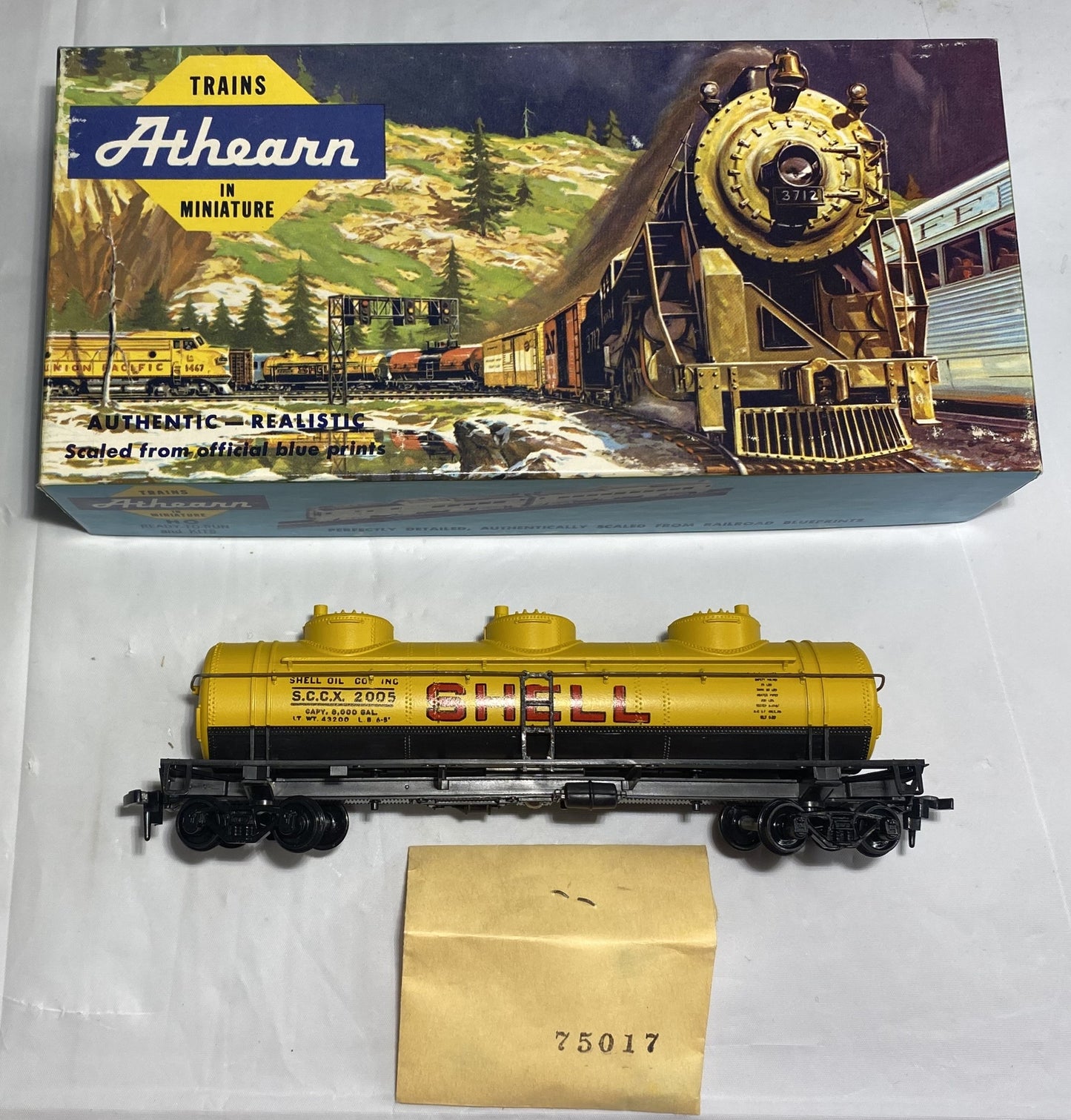 Athearn 1500 3 Dome Tank Car