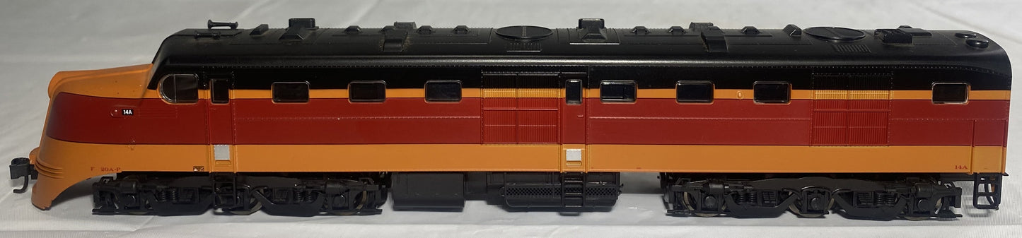 Walters Alco DL-109 Locomotive Milwaukee Road