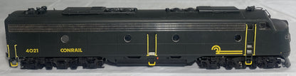 Walters AMD E8 Conrail Diesel Locomotive #4021