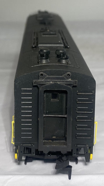 Walters AMD E8 Conrail Diesel Locomotive #4021