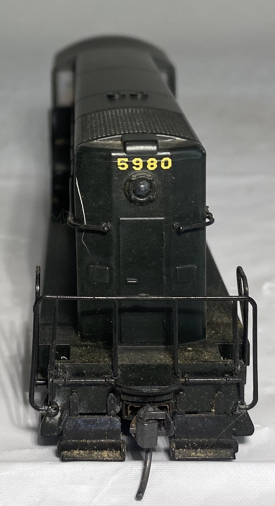 Walthers Fairbanks-Morse H10-44 Standard DC Pennsylvania RR #5980