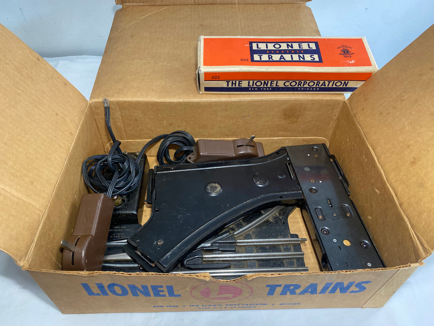 Lionel Post War 022 Remote Control O Gauge Switches, Pair C-6