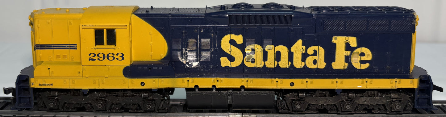 Athearn 3801 HO Santa Fe EMD SD9 Locomotive #2963