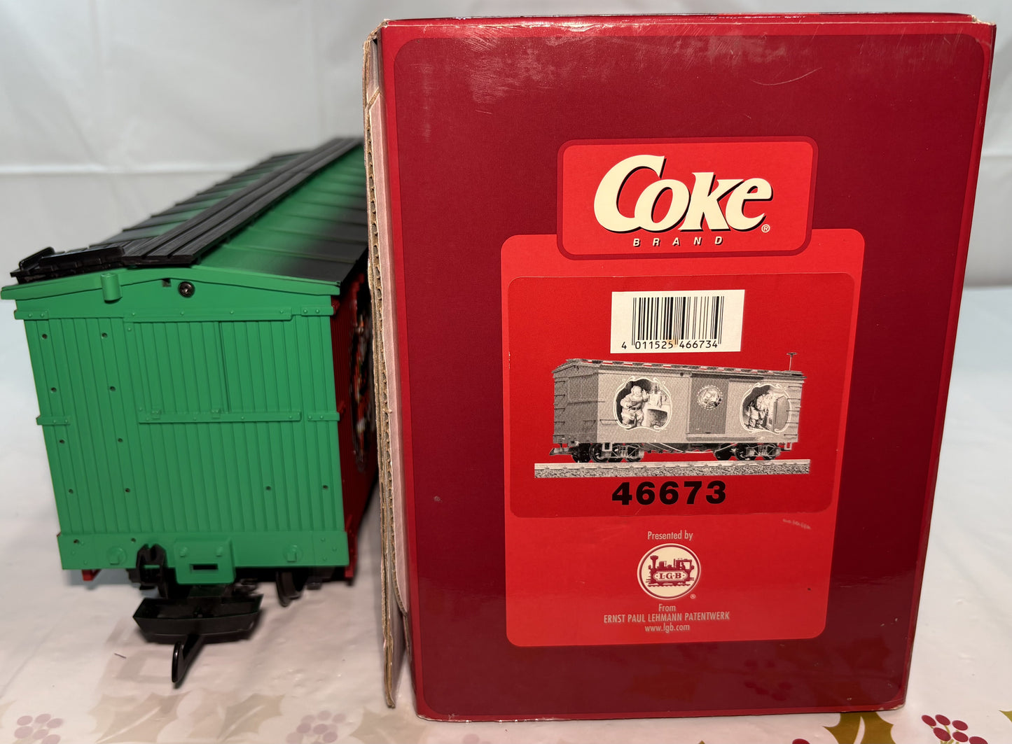 LGB 46673 G Gauge Coca-Cola 75th Anniversary Boxcar
