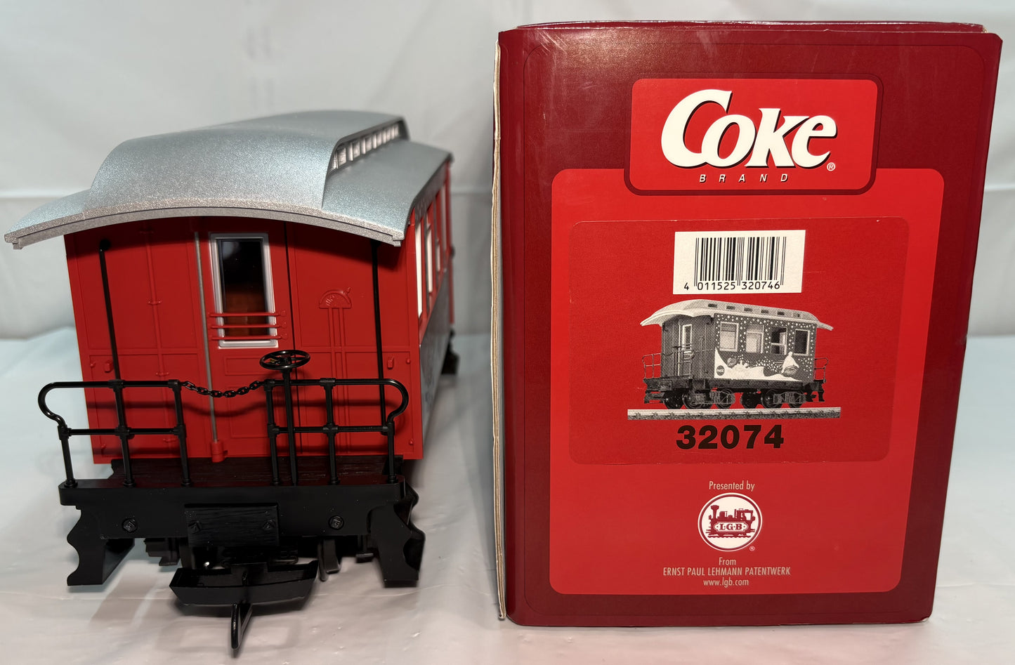LGB 32074 G Gauge Coke Coca Cola Polar Bear Passenger Car