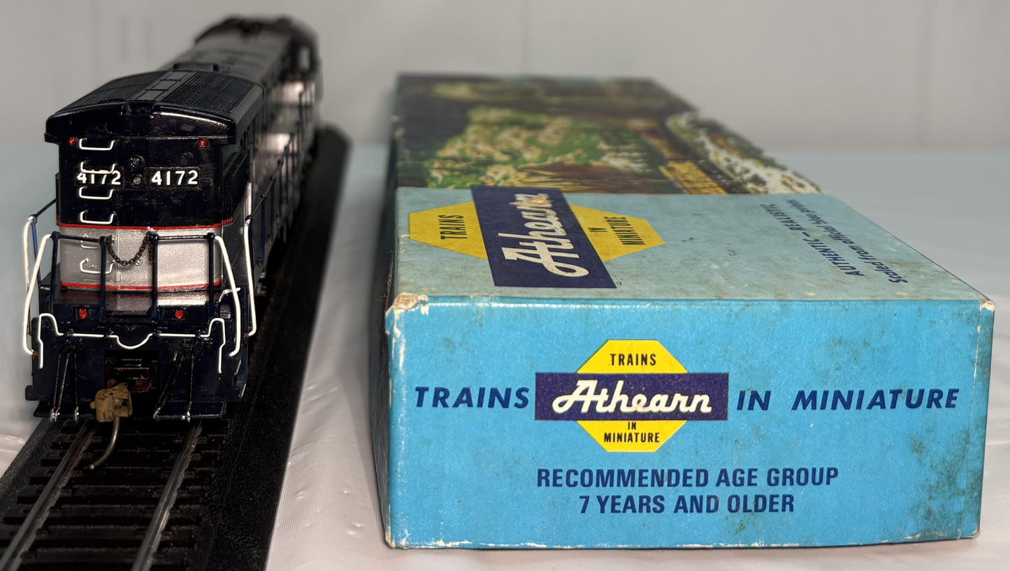 Athearn 3420 HO Scale GE U28C Powered Decorated as DOT State of New Jersey