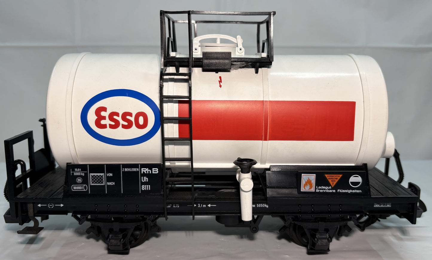 LGB 4040E G Gauge 2-Axle Esso Tank Car