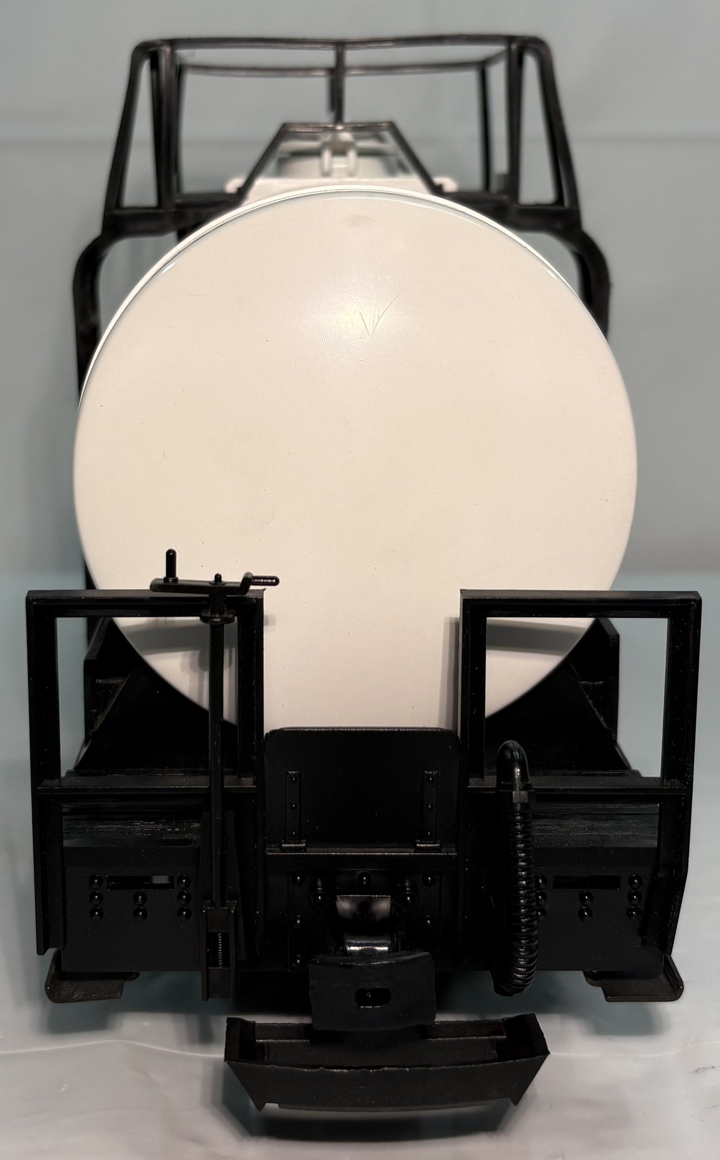 LGB 4040E G Gauge 2-Axle Esso Tank Car