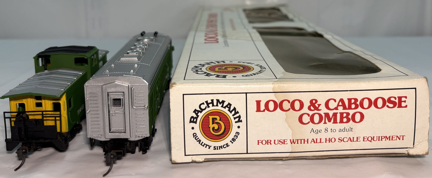 Bachmann 61600 HO Burlington Northern EMD F9 Diesel Loco & Caboose Set