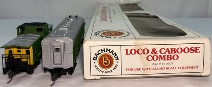 Bachmann 61600 HO Burlington Northern EMD F9 Diesel Loco & Caboose Set