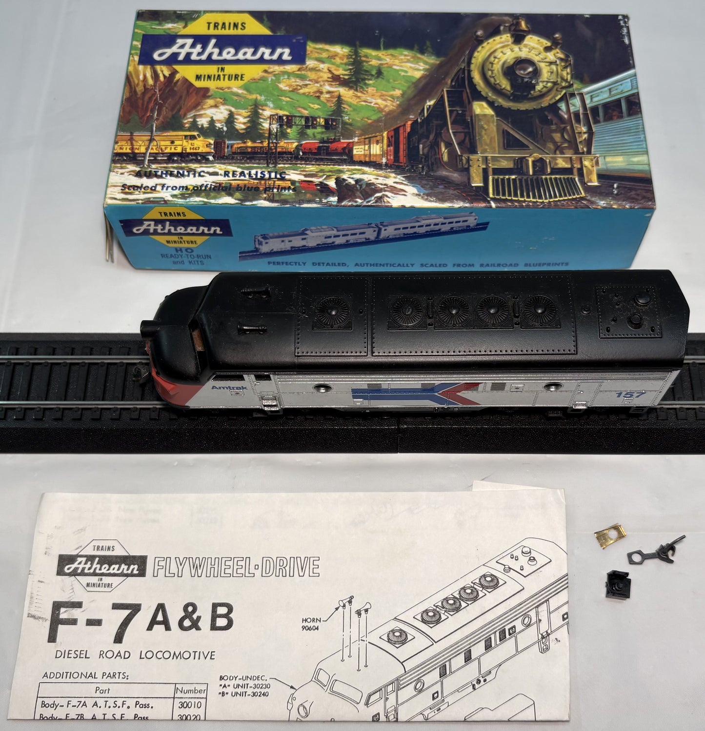 Athearn 3133 HO Amtrak F7A Diesel Locomotive