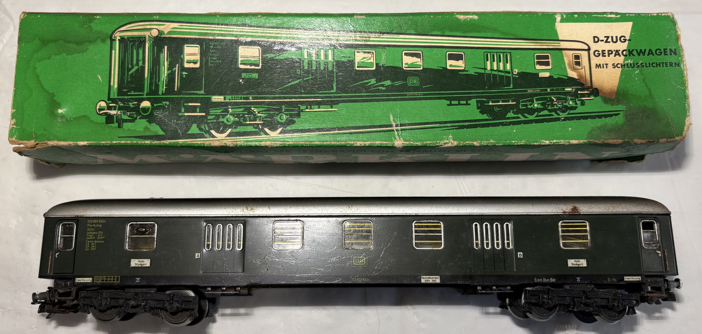 Marklin 4044 Express Train Baggage Car German DB type Dyl 961 Green