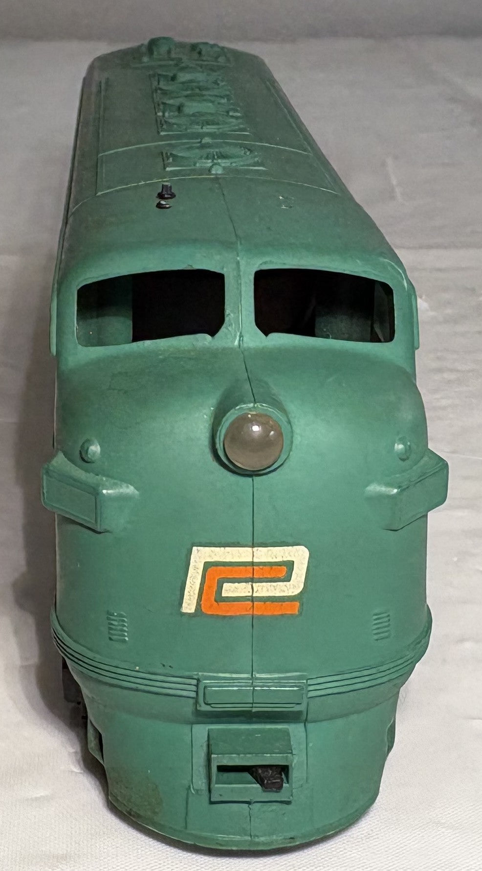 Tyco 9451 F7 Diesel Locomotive Penn Central