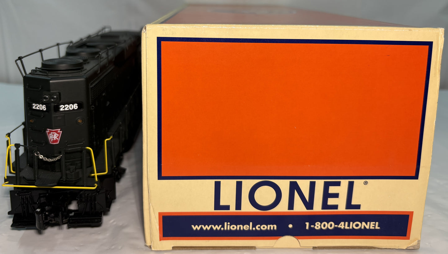 Lionel 28859 O Gauge Pennsylvania PRR GP-30 Nonpowered Diesel Engine #2206