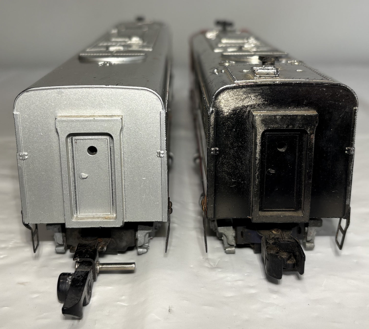 American Flyer 473 and 364 Locomotive and B unit