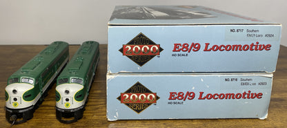 Proto 2000 Series 8716 and 8717 HO Scale AA Units
