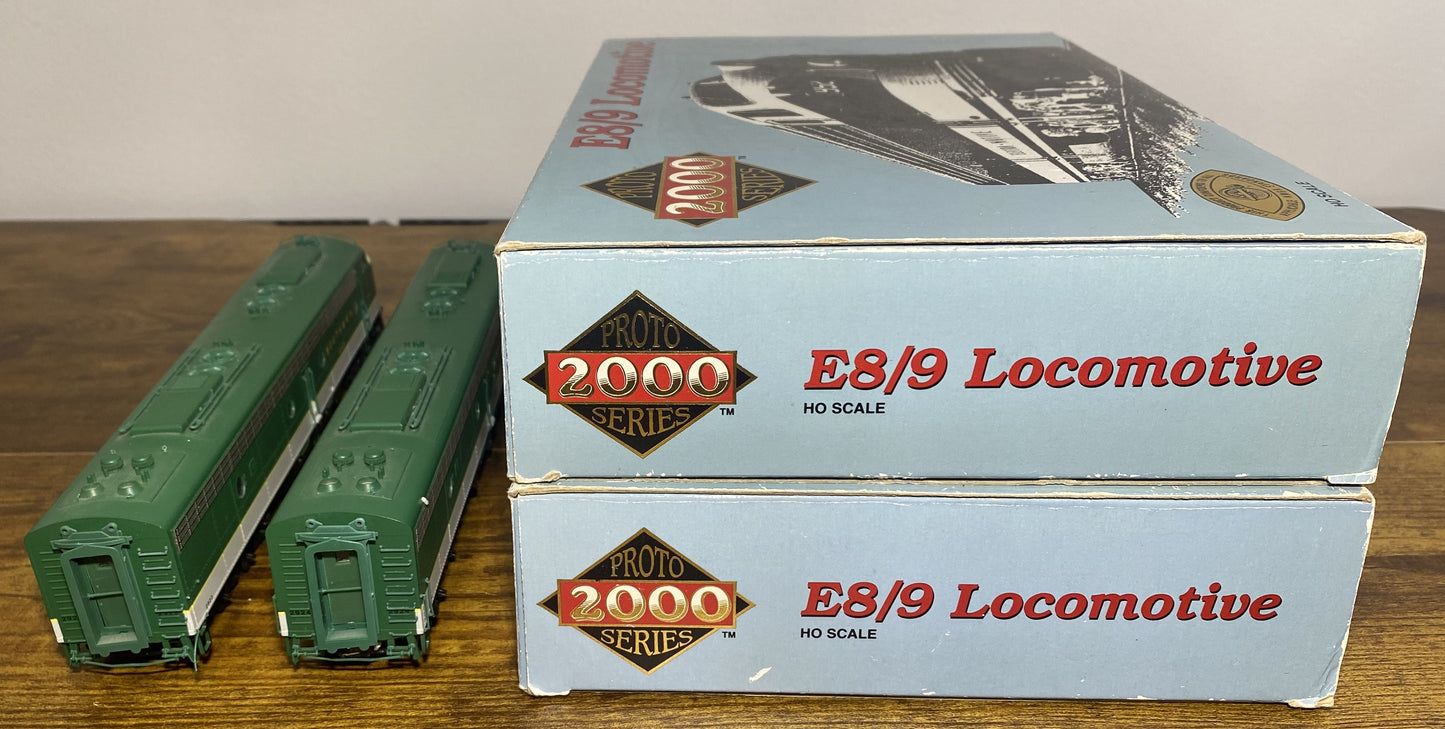 Proto 2000 Series 8716 and 8717 HO Scale AA Units