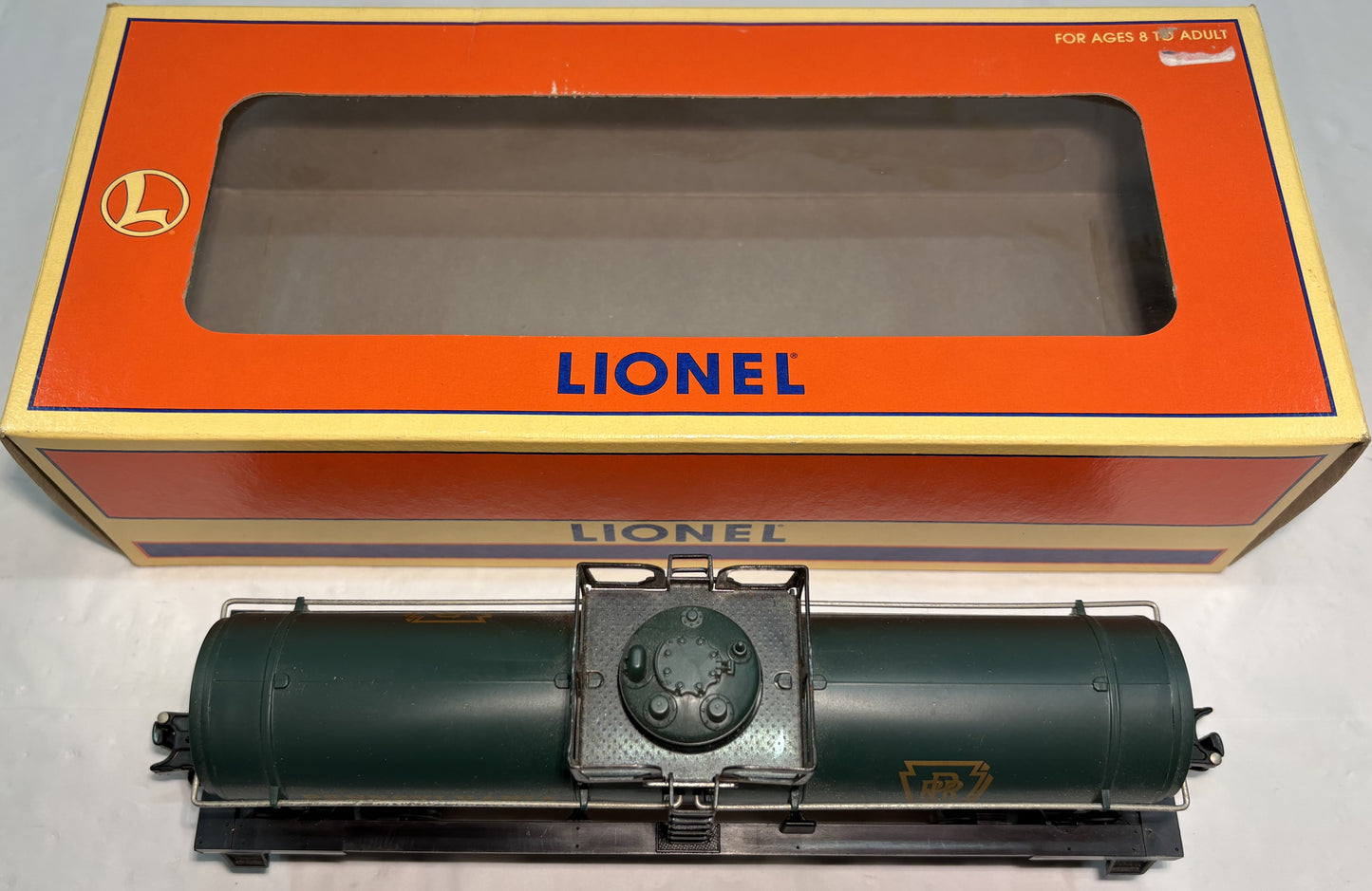Lionel 26100 O Gauge Pennsylvania Single-Dome Tank Car