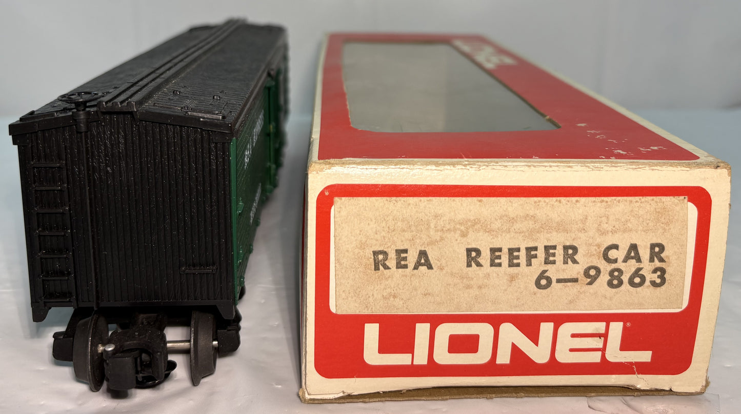 Lionel 9863 O Gauge Railway Express Agency Reefer Car