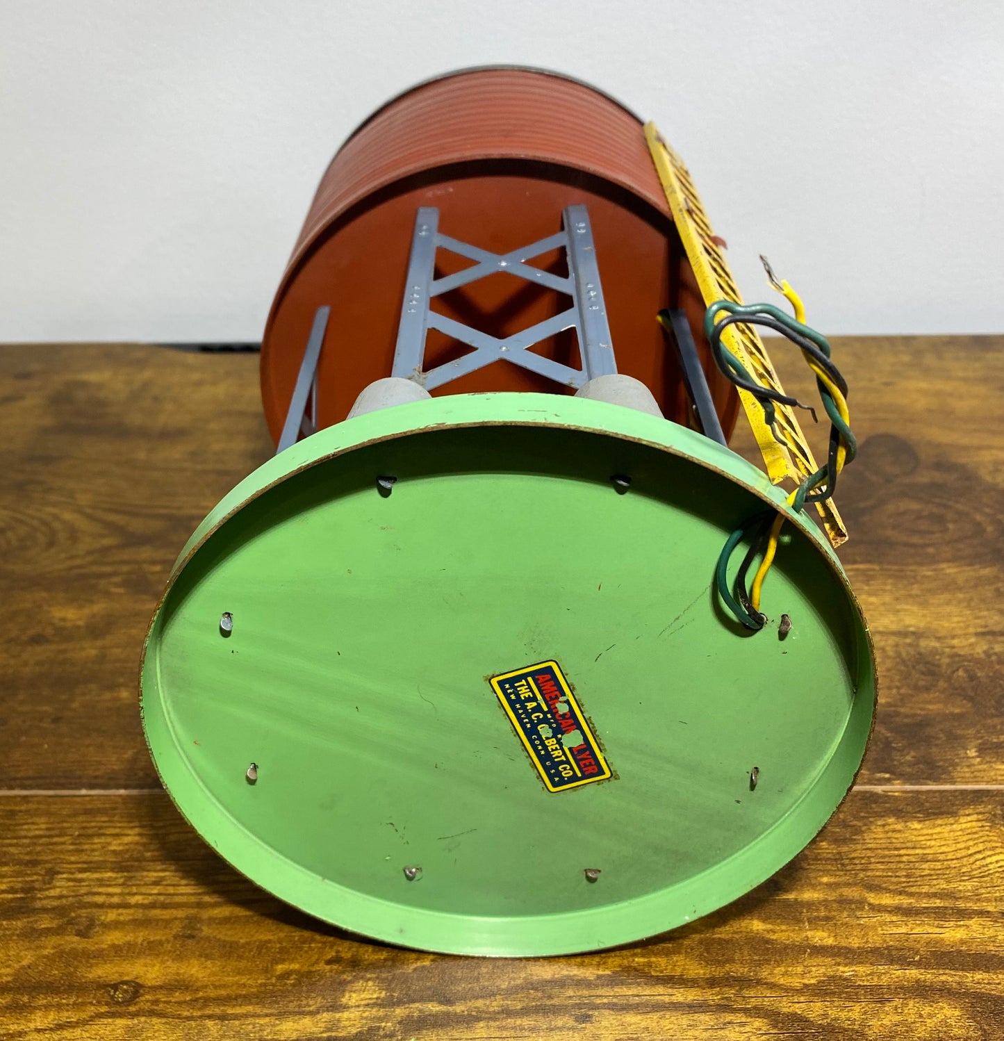 American Flyer #596 Operating Water Tower