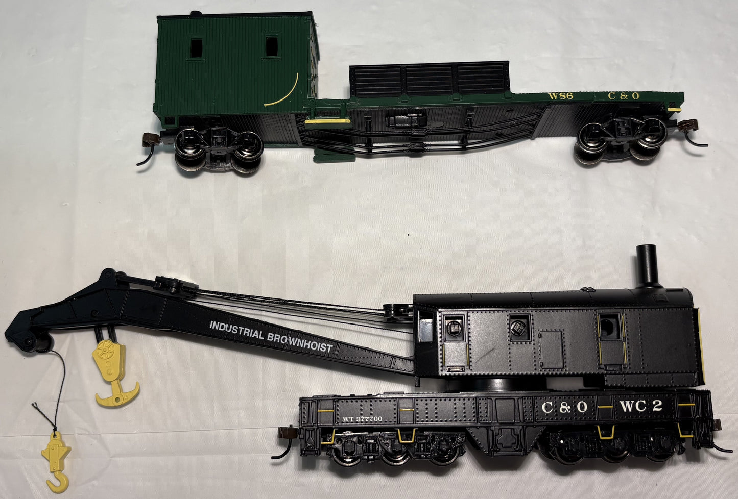 Bachmann 16122 250-Ton Steam Crane & Boom Tender- C&O