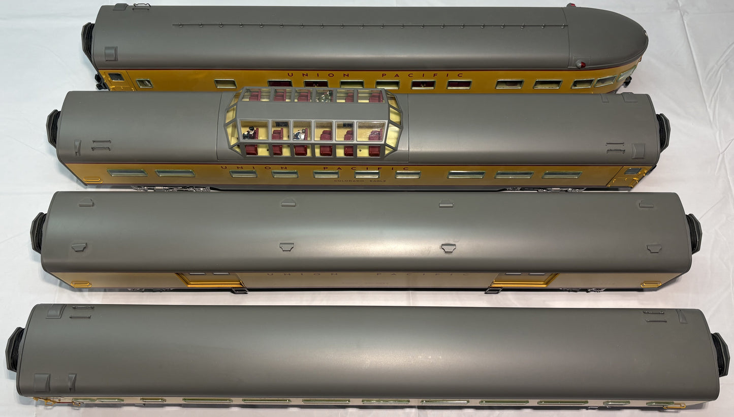 Lionel Modern 6-35415 Union Pacific 18" Aluminum Streamlined Passenger Car 4-Pack