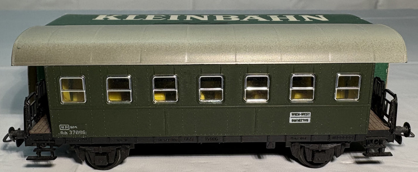 Kleinbahn 372 Personenwagen BT ÖBB Green