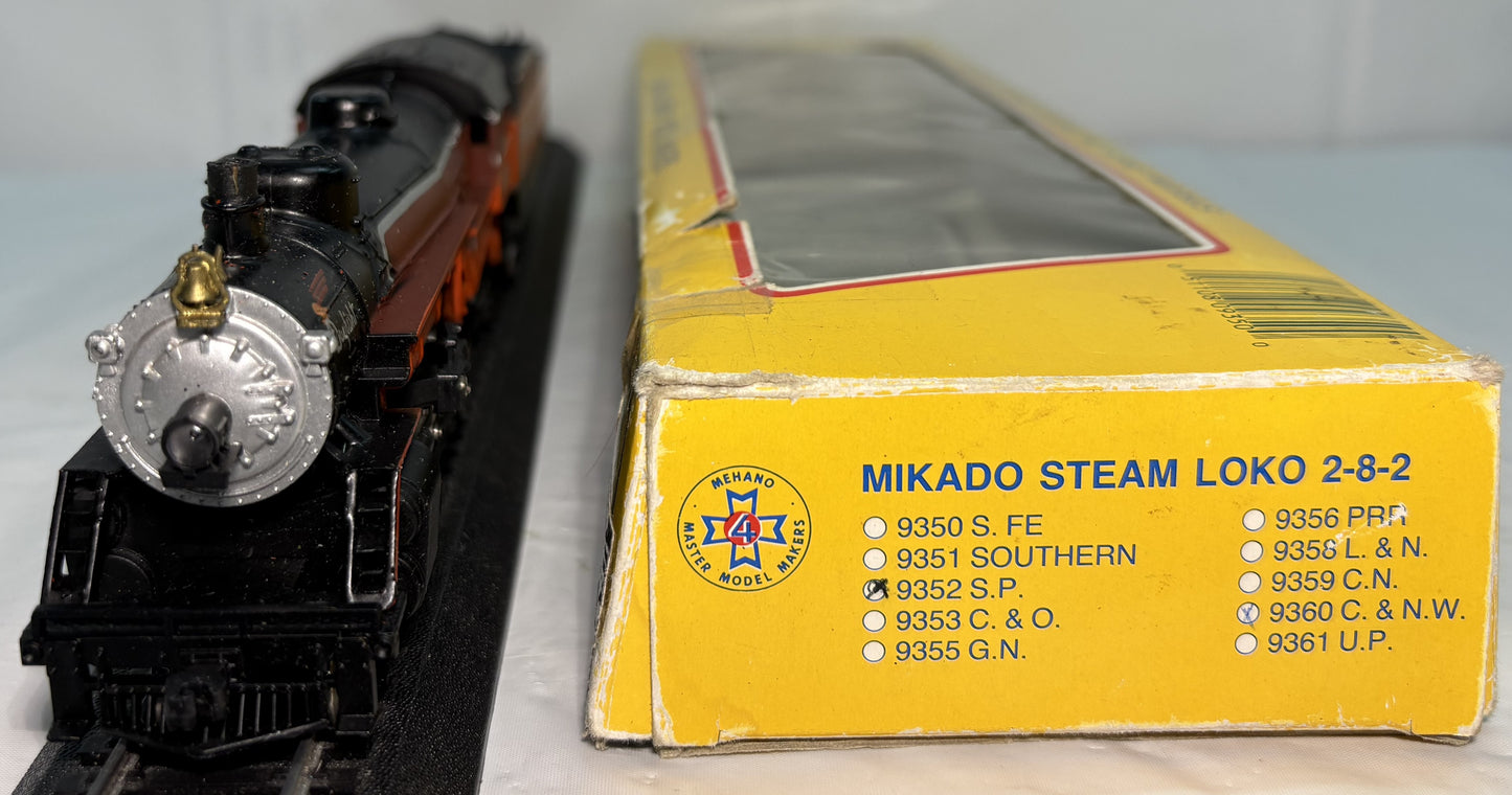 Mehano 9352 HO Southern Pacific 2-8-2 Mikado Locomotive Daylight #6789