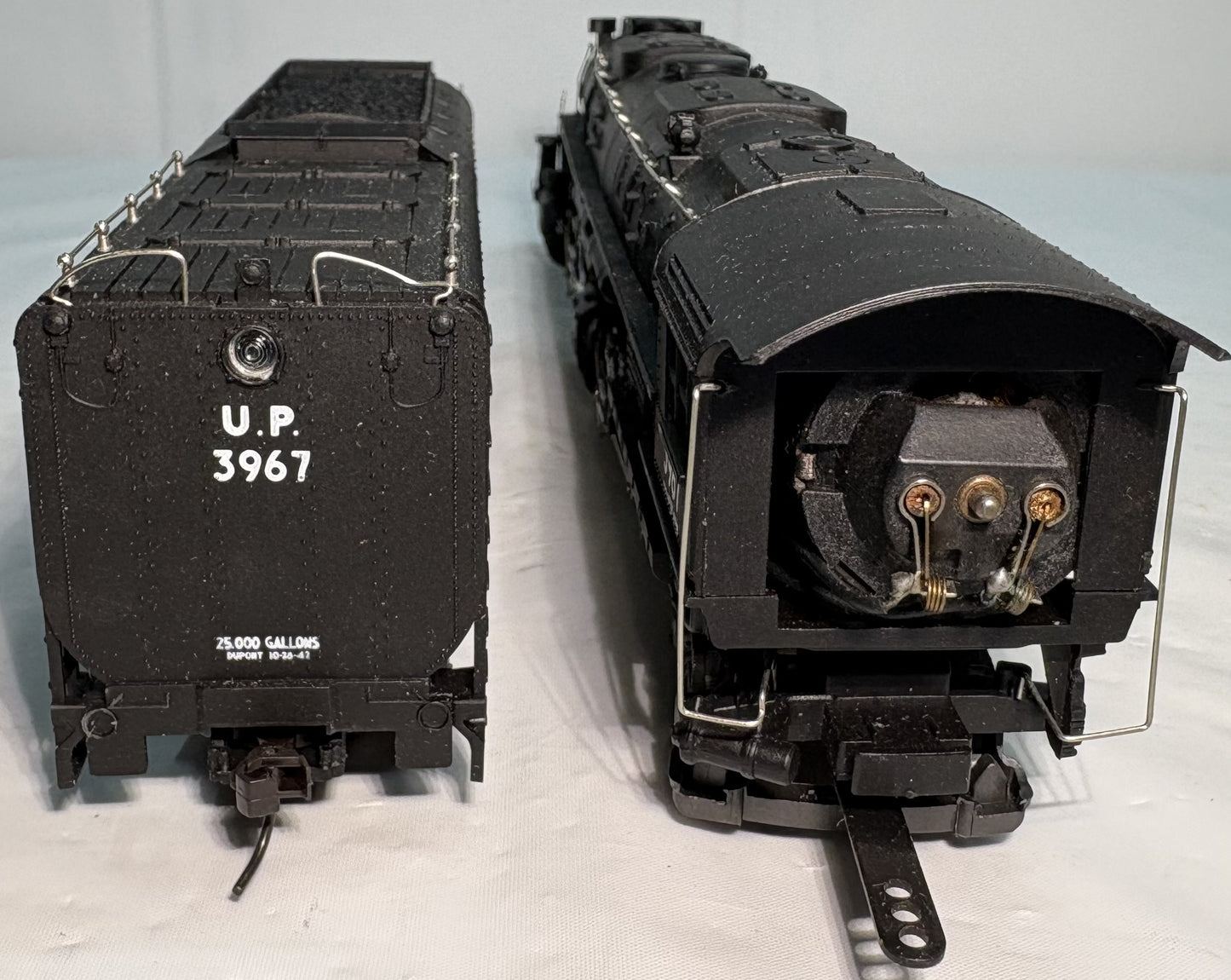 AHM 5113-B HO Union Pacific 4-6-6-4 CHALLENGER