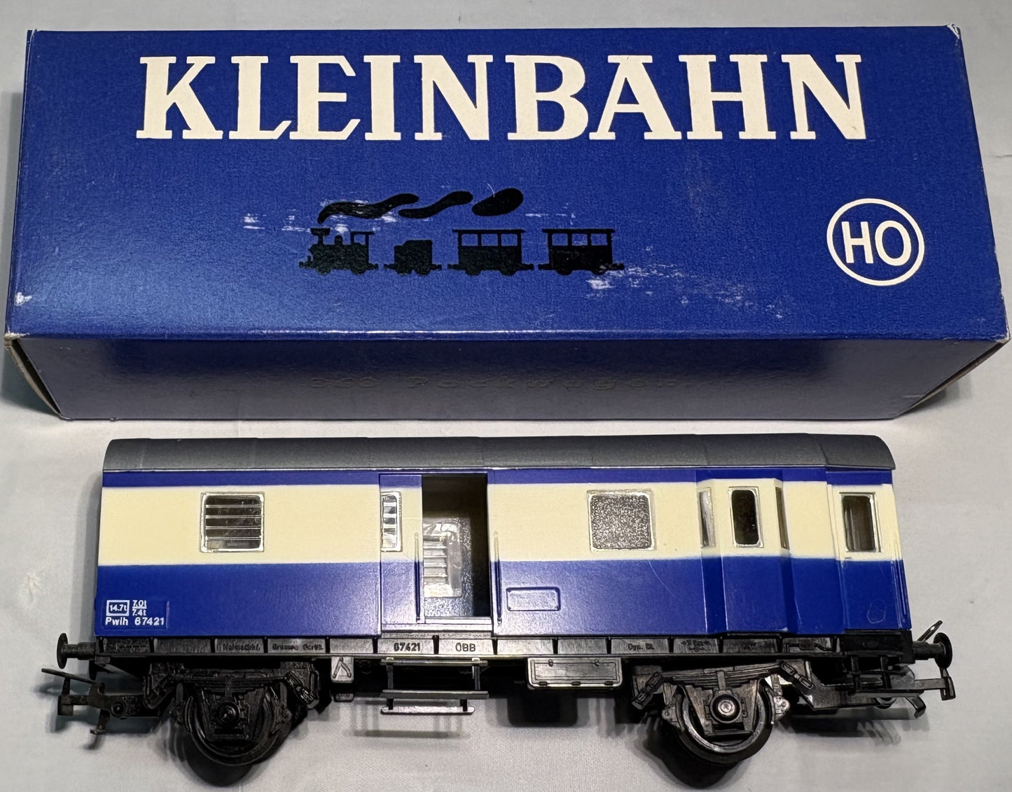 Kleinbahn 368 Packwagen OBB Blue